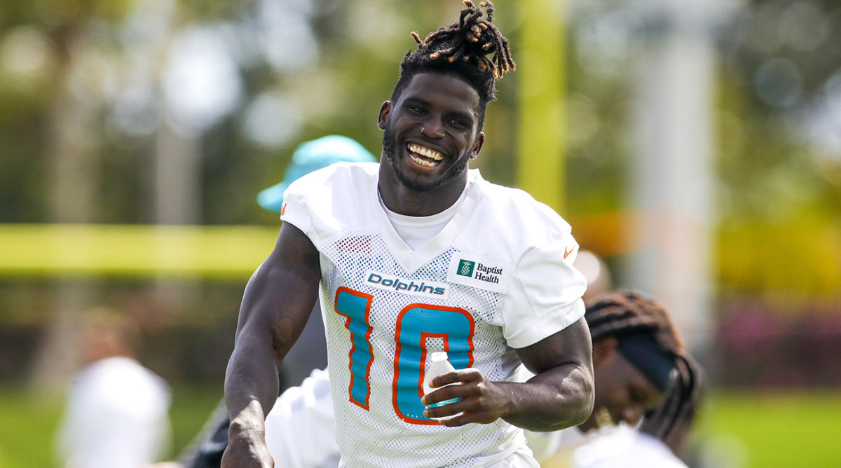 Dolphins wide receiver Tyreek Hill